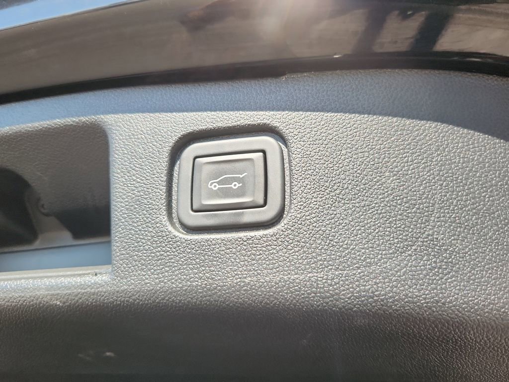 Used 2024 Chevrolet Blazer EV RS image 13