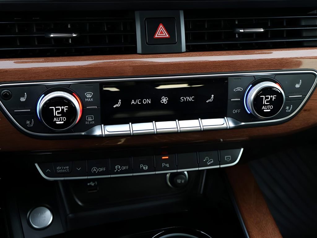 Used 2022 Audi A4 2.0T allroad Prestige AWD/4WD image 27