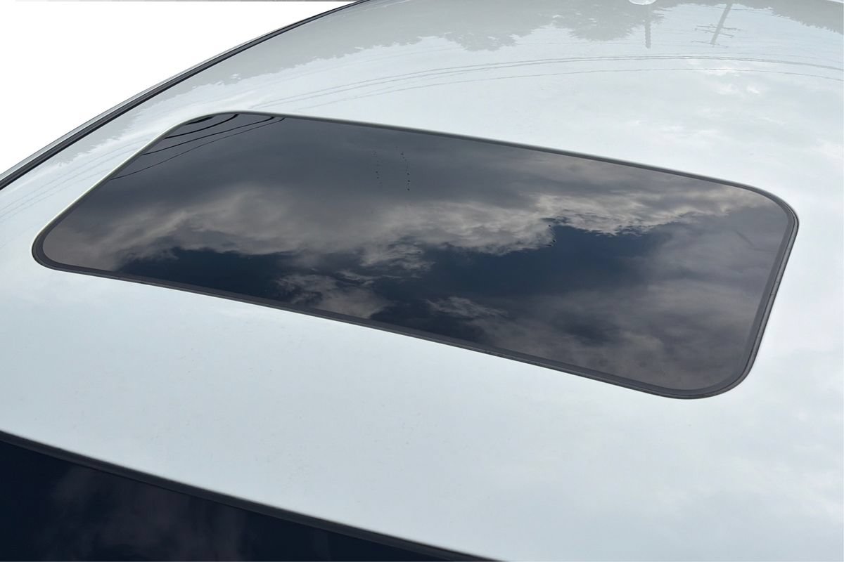 Used 2017 INFINITI QX70 2WD image 11