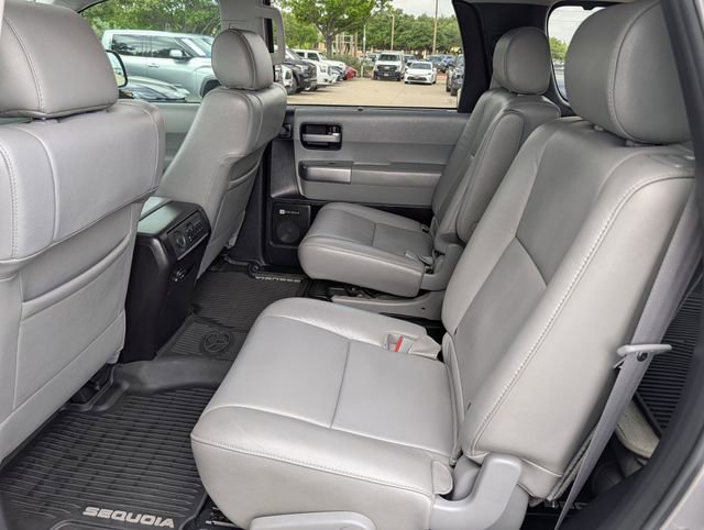 Used 2018 Toyota Sequoia Limited w/ Safety & Convenience Package image 29