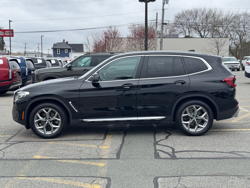 Used 2022 BMW X3 xDrive30i w/ Convenience Package AWD/4WD image 2