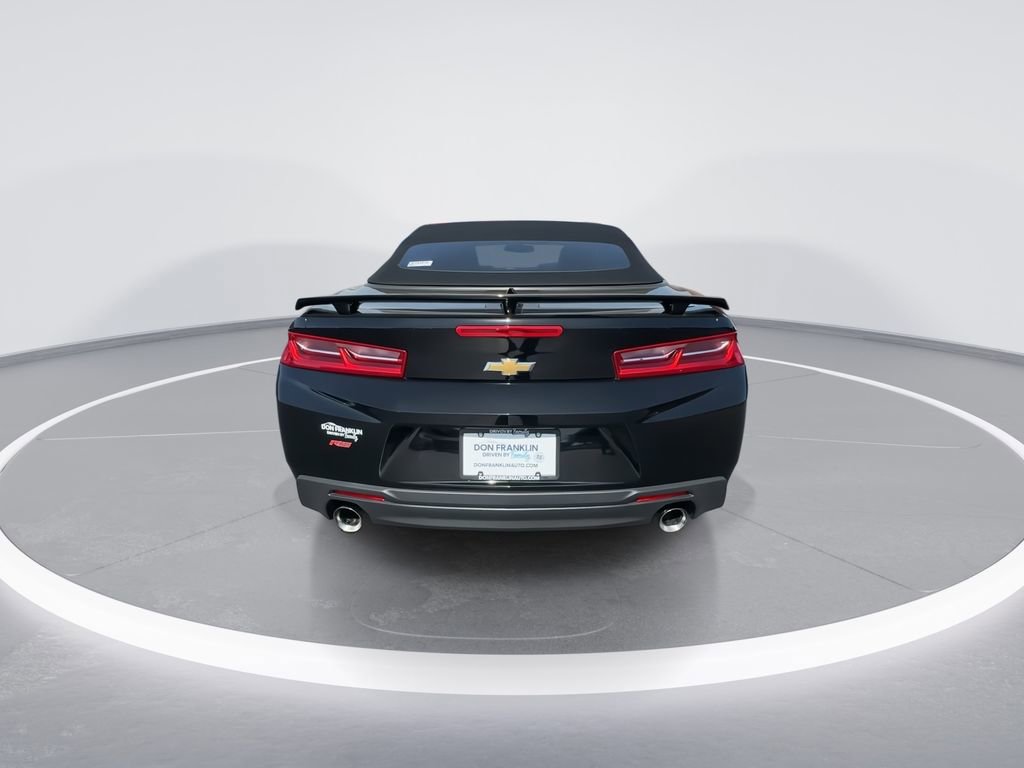 Used 2018 Chevrolet Camaro LT w/ RS Package RWD image 7
