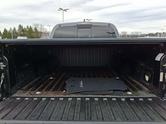 Certified 2018 Toyota Tacoma Limited image 28
