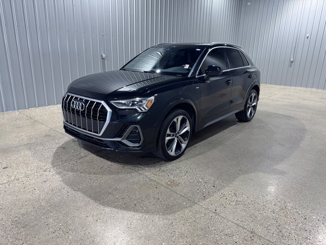 Used 2021 Audi Q3 2.0T Premium Plus w/ Premium Plus Package image 1