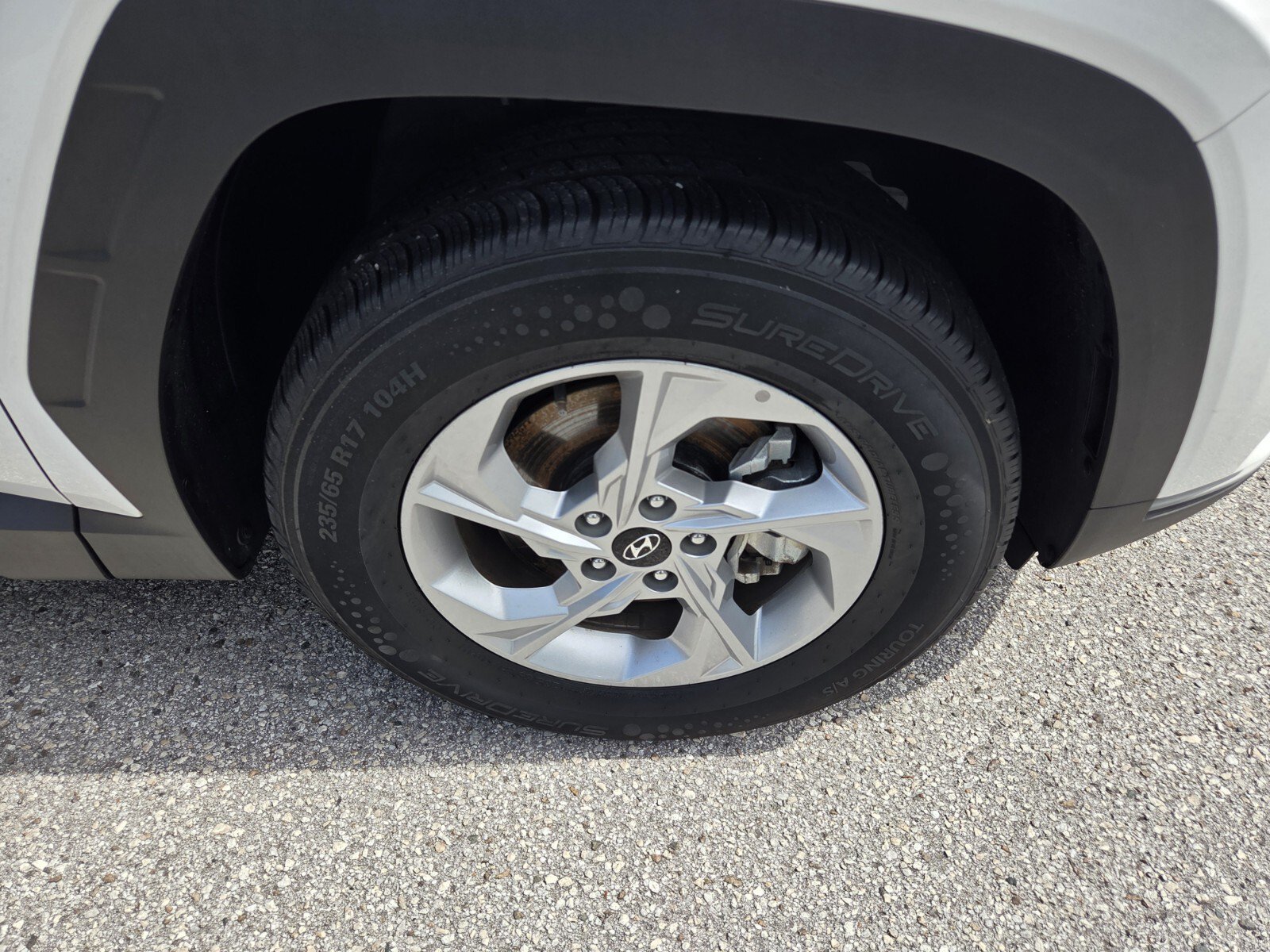 Used 2024 Hyundai Tucson SE AWD/4WD image 16
