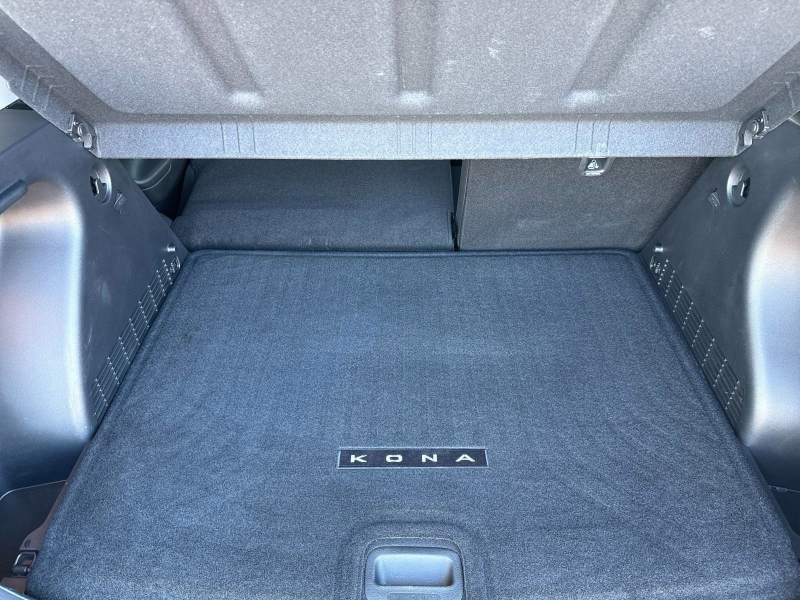 Used 2025 Hyundai Kona SEL AWD/4WD image 16