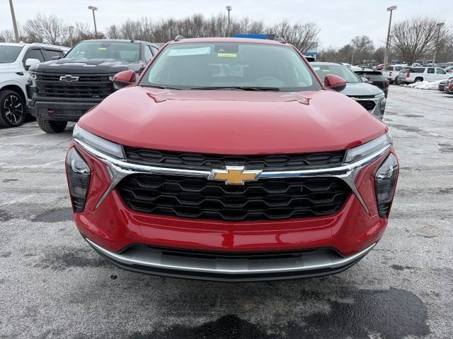 New 2026 Chevrolet Trax LT w/ Sunroof Package image 2