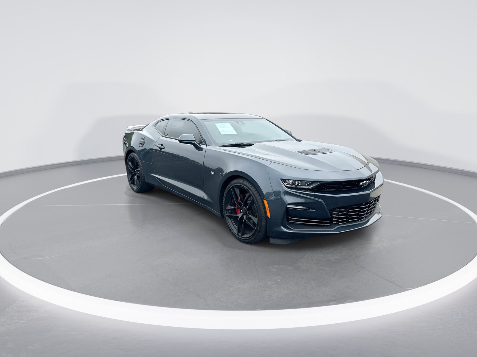 Used 2023 Chevrolet Camaro SS RWD image 2