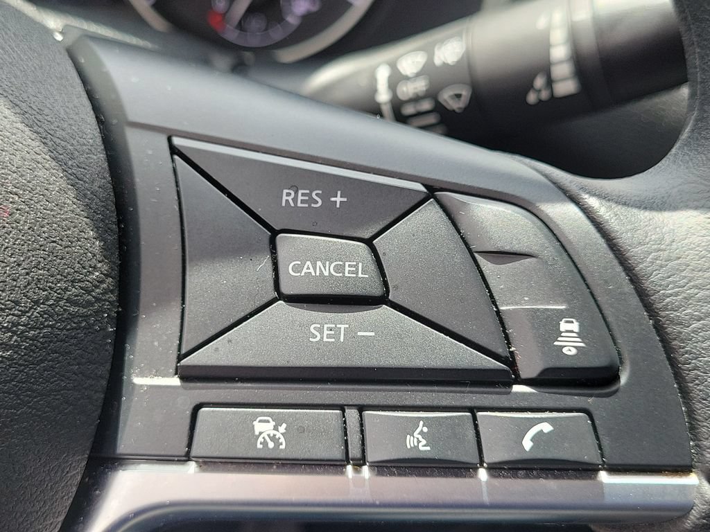 Used 2024 Nissan Sentra SV FWD image 20