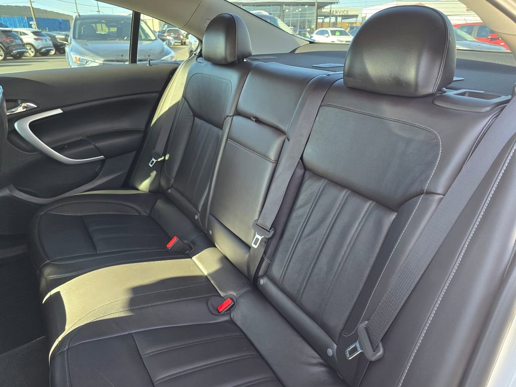 Used 2017 Buick Regal Sport Touring image 17