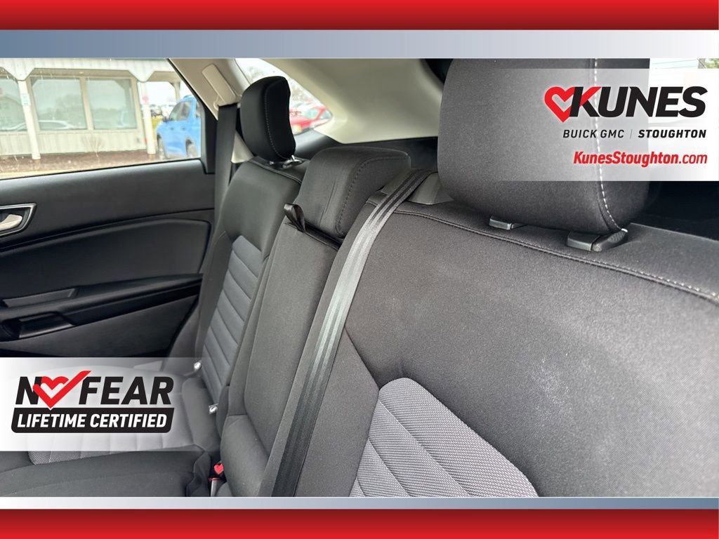 Used 2023 Ford Edge SE w/ Cargo Accessory Package image 35