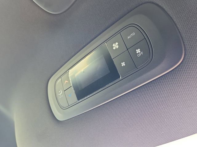 New 2026 Chrysler Pacifica Select FWD image 33