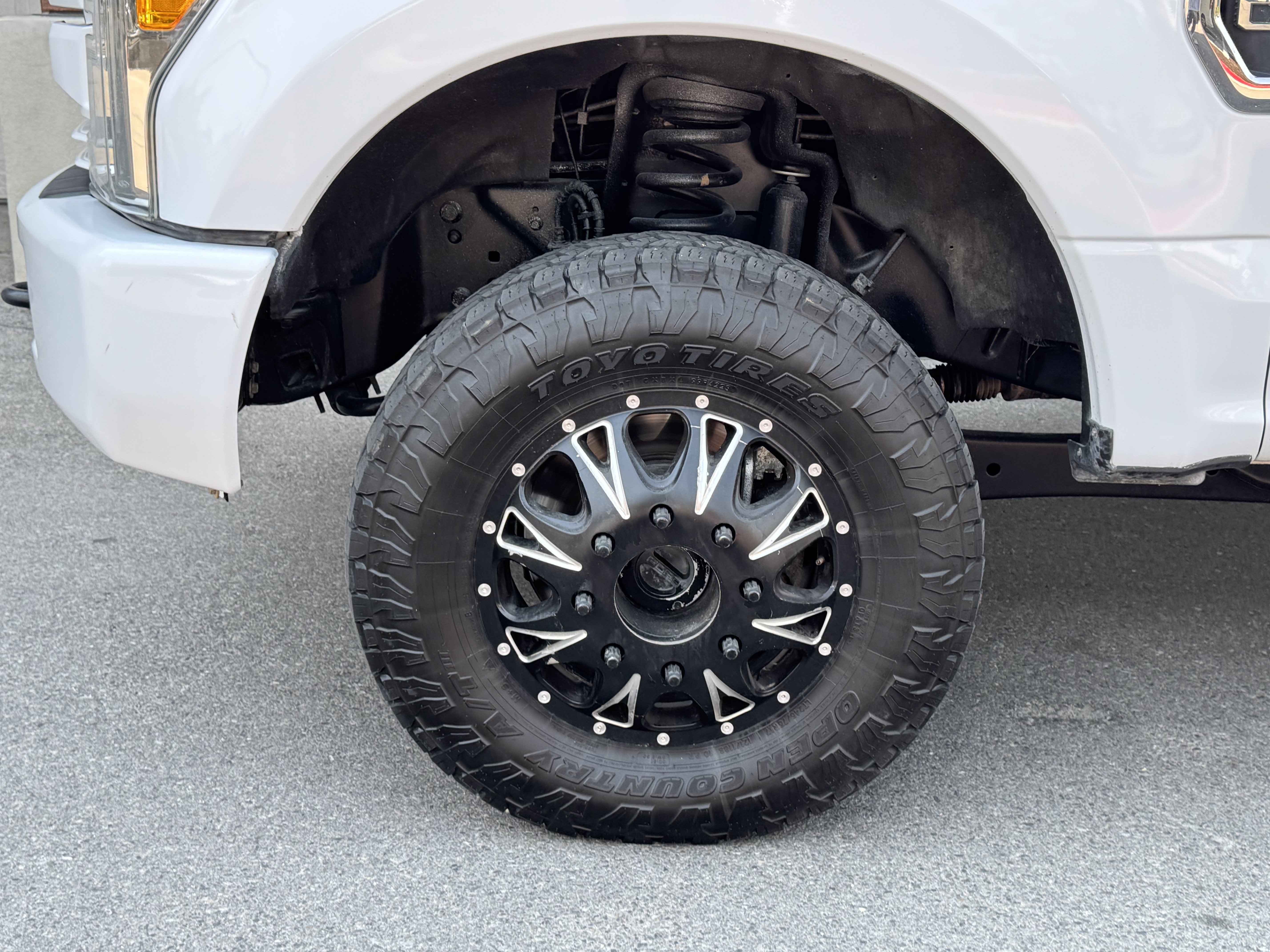 Used 2017 Ford F350 XL w/ Power Equipment Group image 13