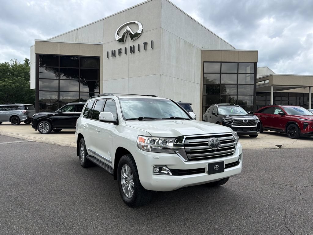 Used 2018 Toyota Land Cruiser AWD/4WD image 1