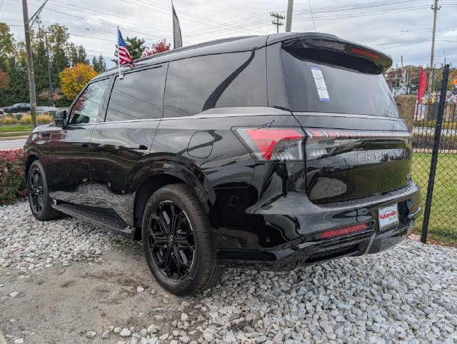 Used 2026 INFINITI QX80 4WD image 2
