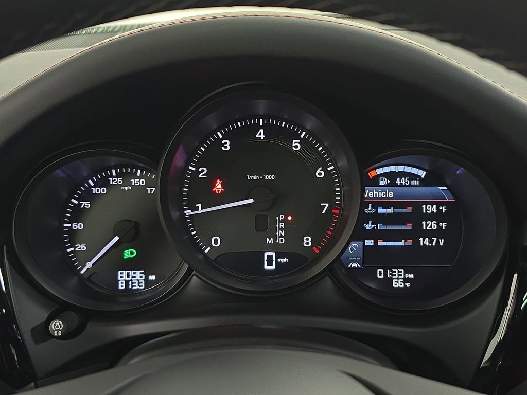 Used 2025 Porsche Macan image 15