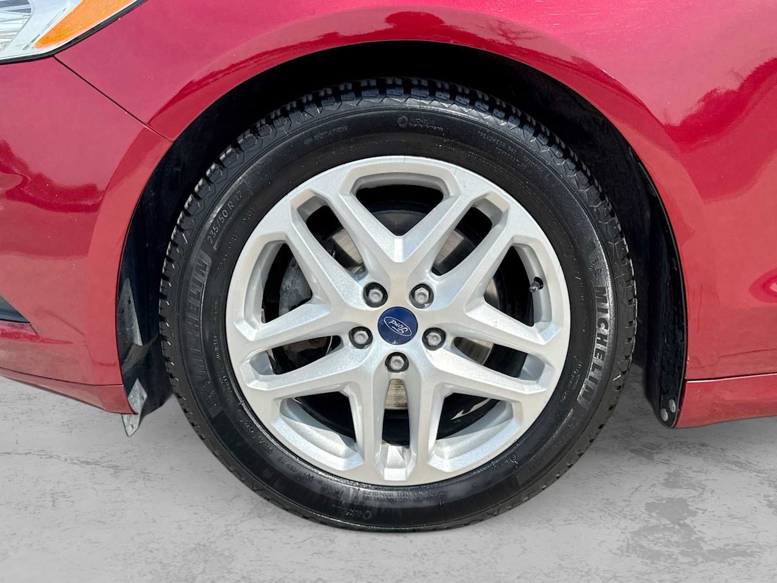 Used 2013 Ford Fusion SE FWD image 13