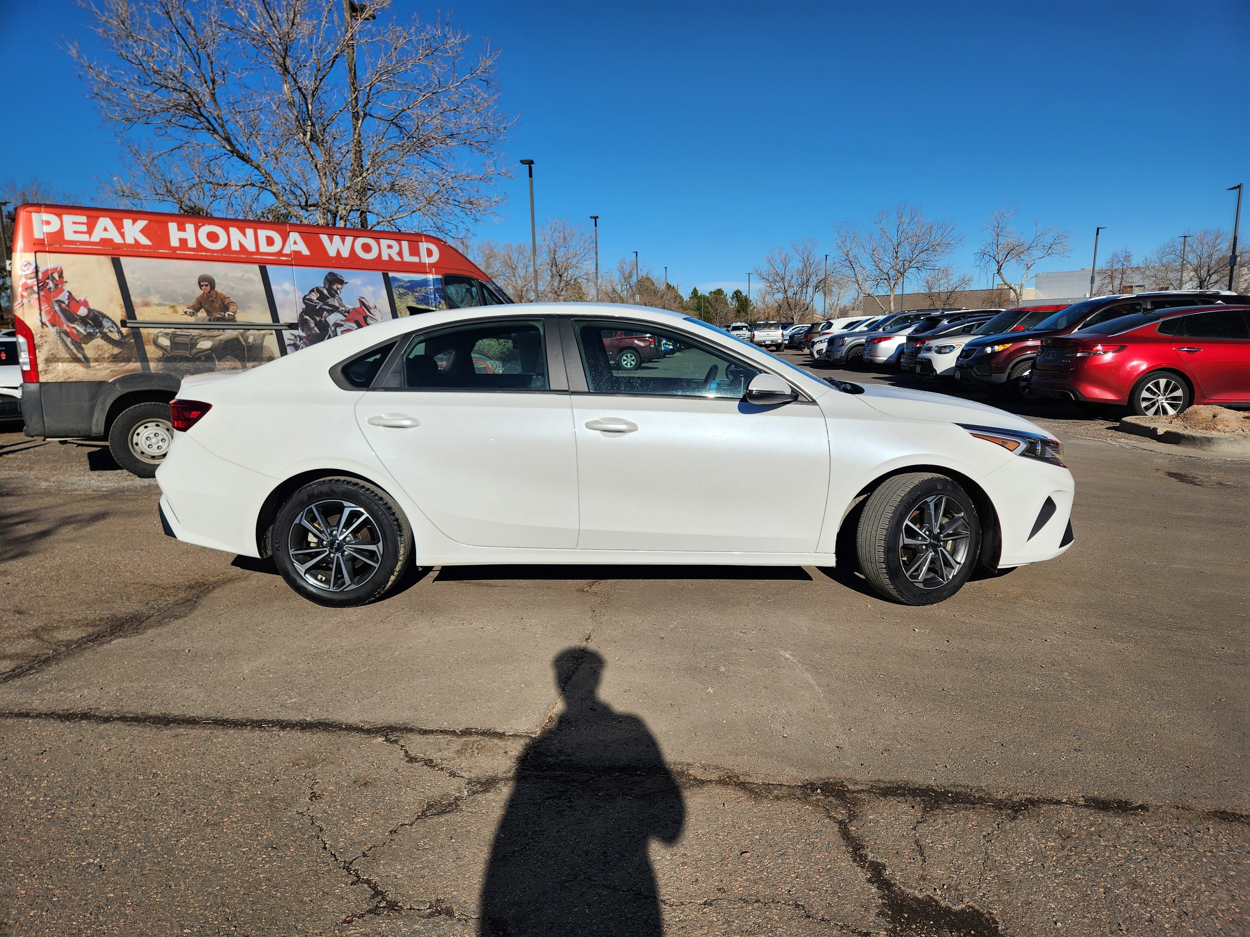 Used 2023 Kia Forte LXS w/ LXS Technology Package image 2