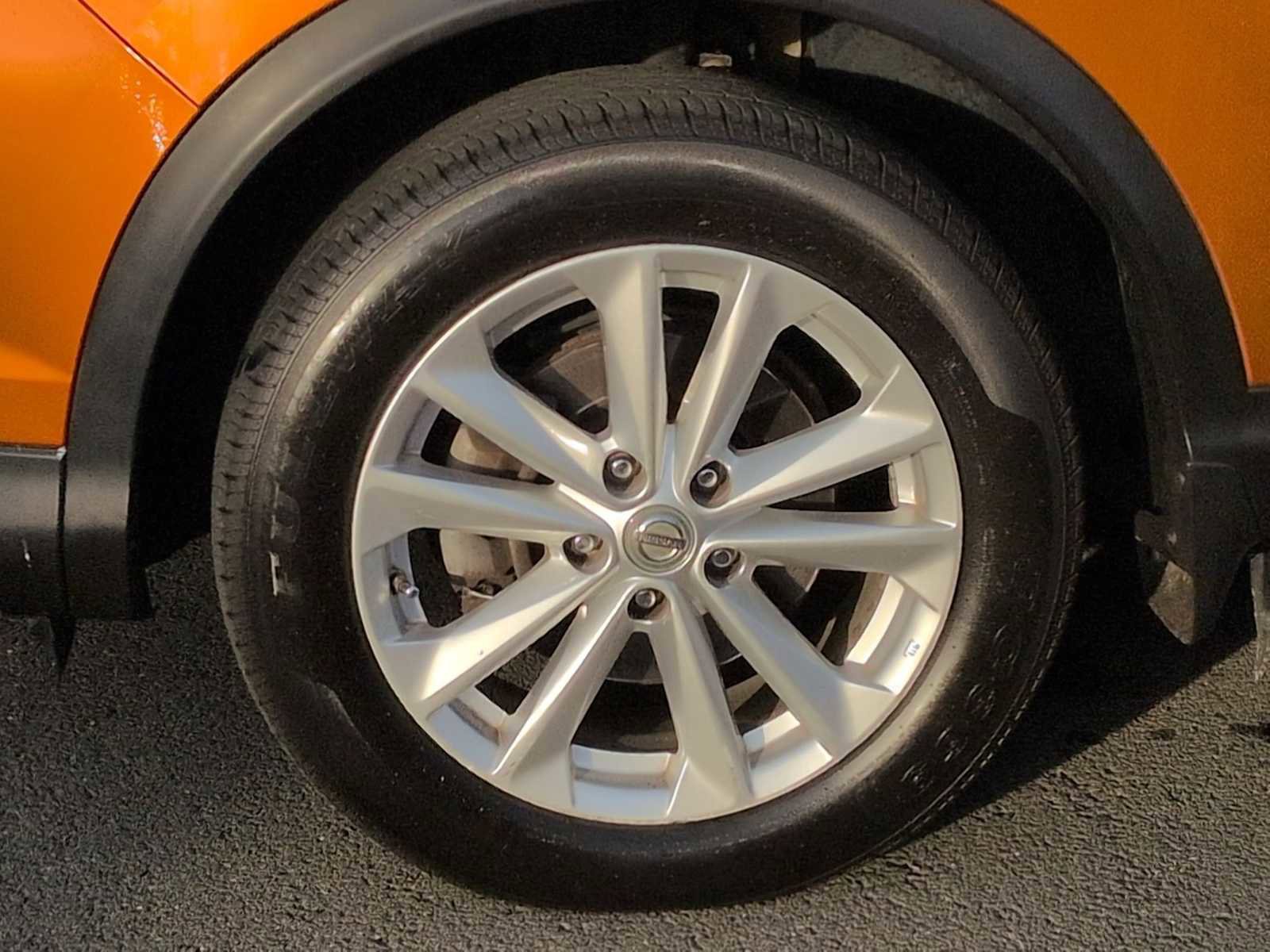 Used 2017 Nissan Rogue Sport SV w/ SV All-Weather Package image 14