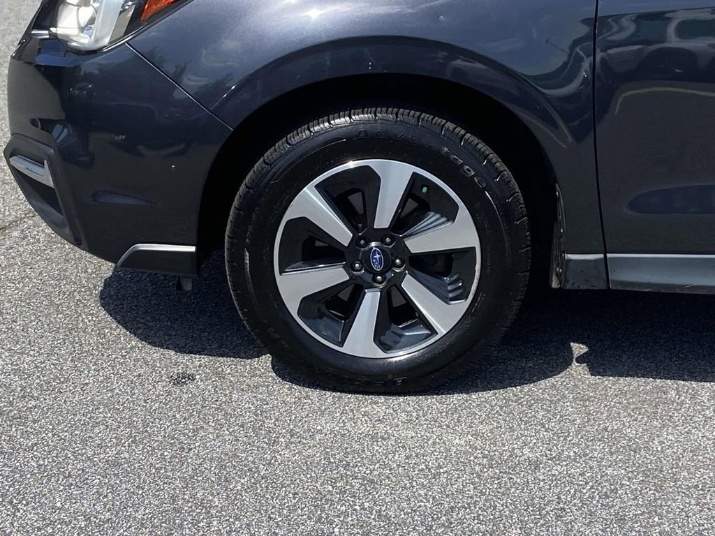 Used 2017 Subaru Forester 2.5i Limited AWD/4WD image 9