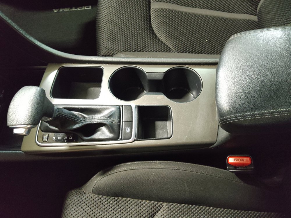 Used 2020 Kia Optima LX FWD image 26