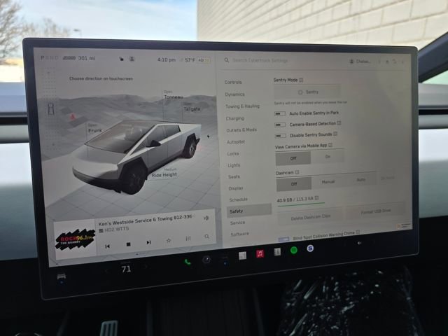 Used 2025 Tesla Cybertruck AWD Crew Cab image 58