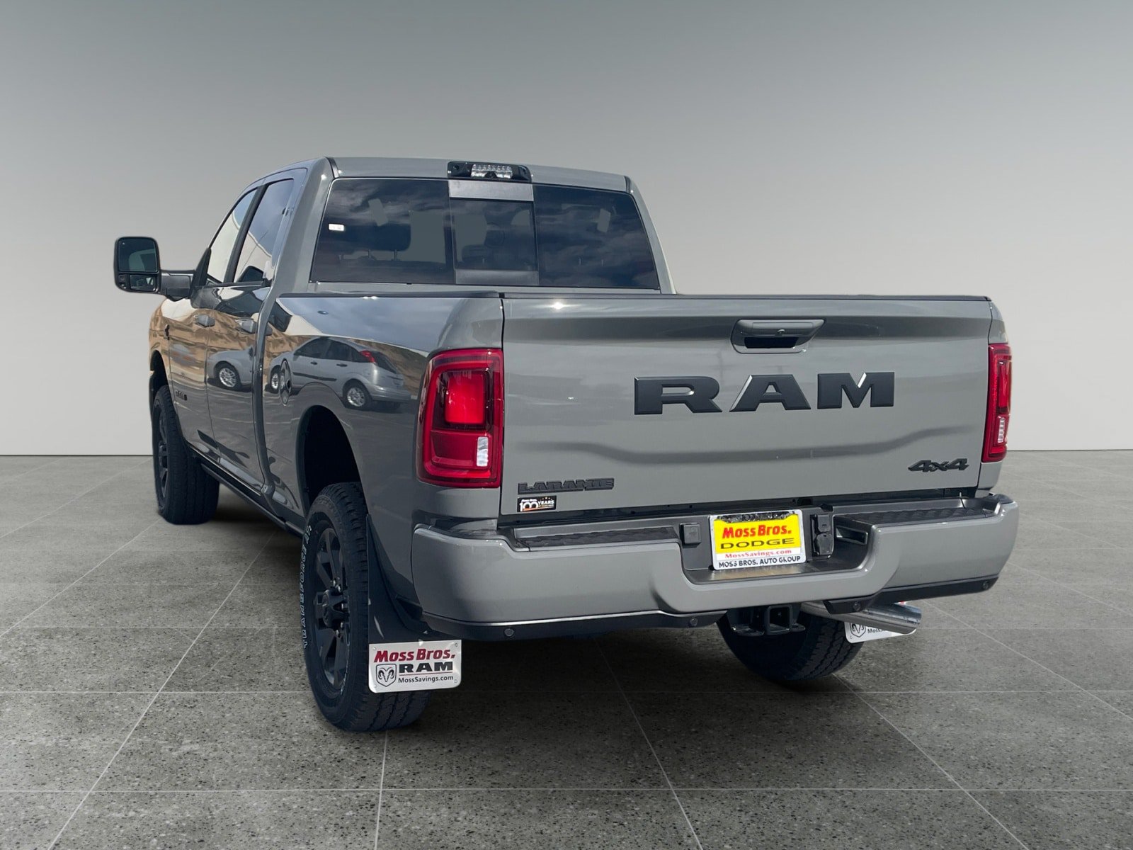 New 2026 RAM 2500 Laramie AWD/4WD image 3