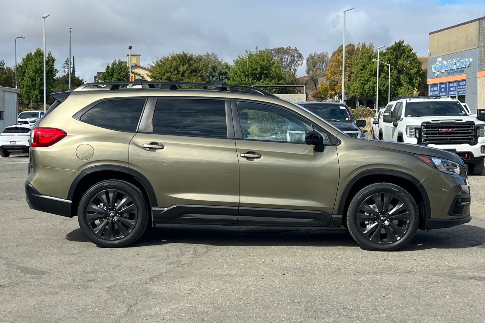 Used 2022 Subaru Ascent Onyx Edition AWD/4WD image 3