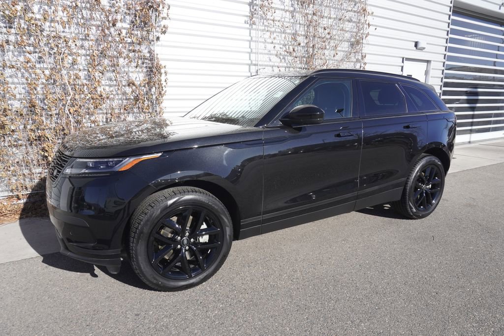 Used 2025 Land Rover Range Rover Velar S image 3