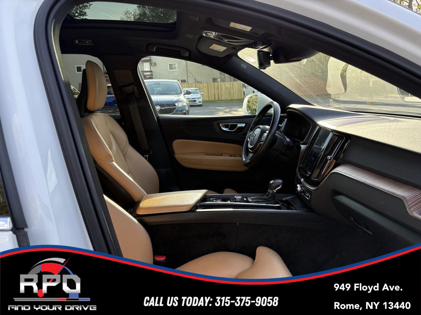 Used 2019 Volvo XC60 T6 Momentum AWD/4WD image 26