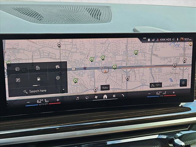 Used 2025 BMW X5 xDrive50e w/ Parking Assistance Package AWD/4WD image 13