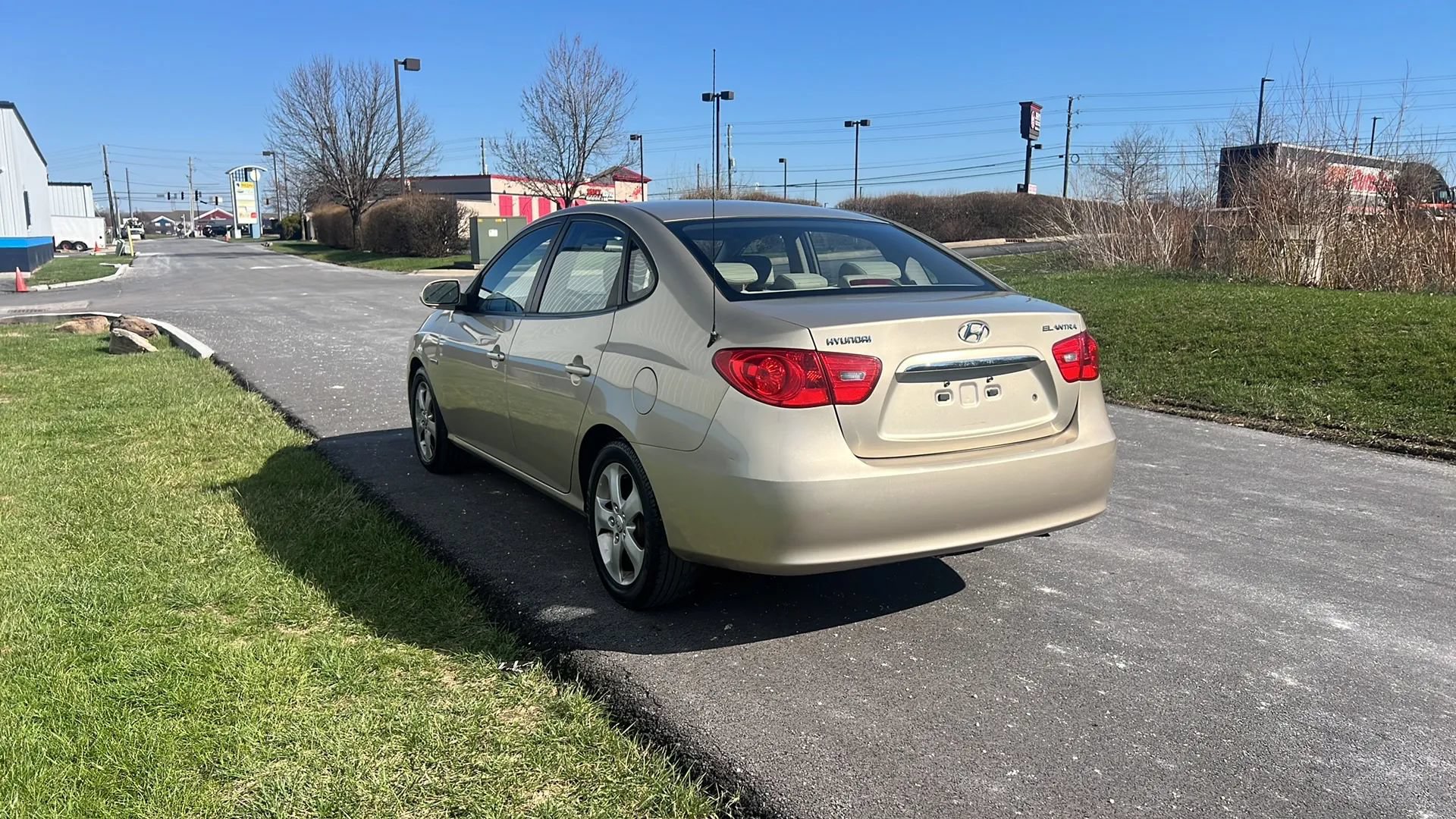 Used 2007 Hyundai Elantra SE FWD image 7