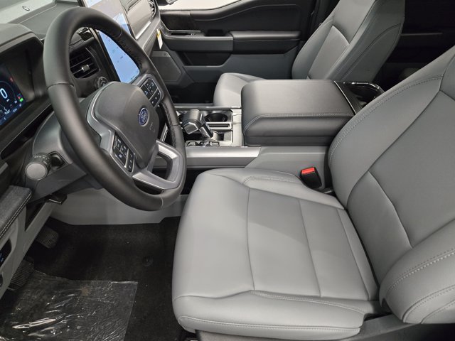 New 2025 Ford F150 Lightning Flash AWD/4WD image 16