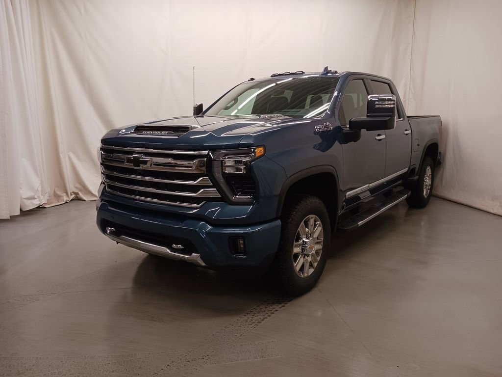 New 2026 Chevrolet Silverado 2500 High Country image 2