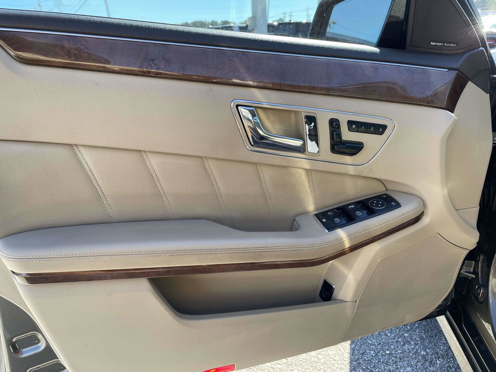 Used 2011 Mercedes-Benz E 350 4MATIC Sedan image 12