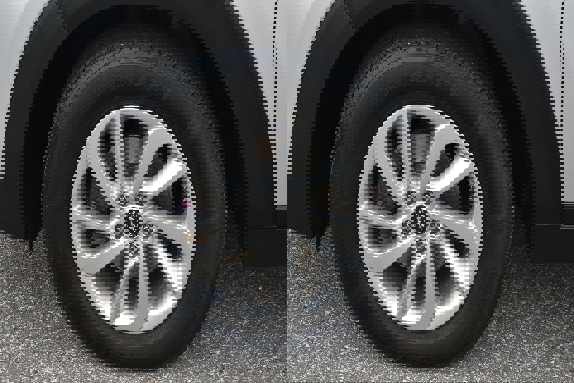 Used 2018 Hyundai Tucson SE image 11