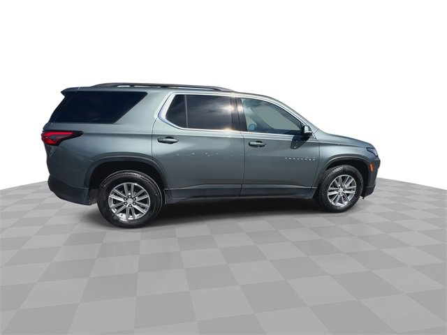 Used 2023 Chevrolet Traverse LT image 9