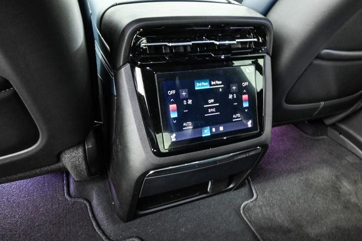 New 2025 Cadillac Escalade IQ Sport 2 image 18