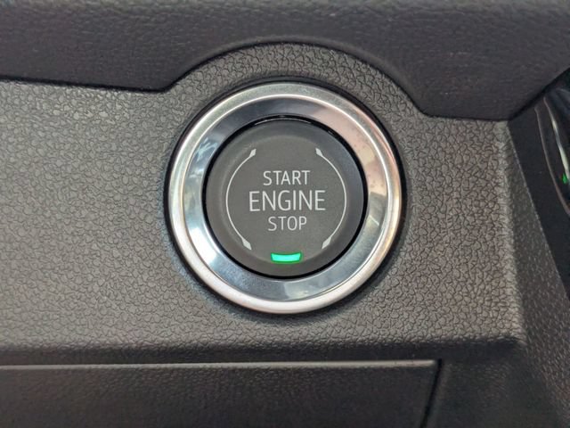 New 2026 Chevrolet Traverse LT w/ Midnight/Sport Edition FWD image 23