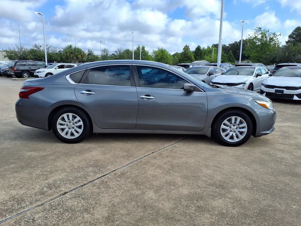 Used 2018 Nissan Altima 2.5 S w/ S Convenience Package FWD image 6