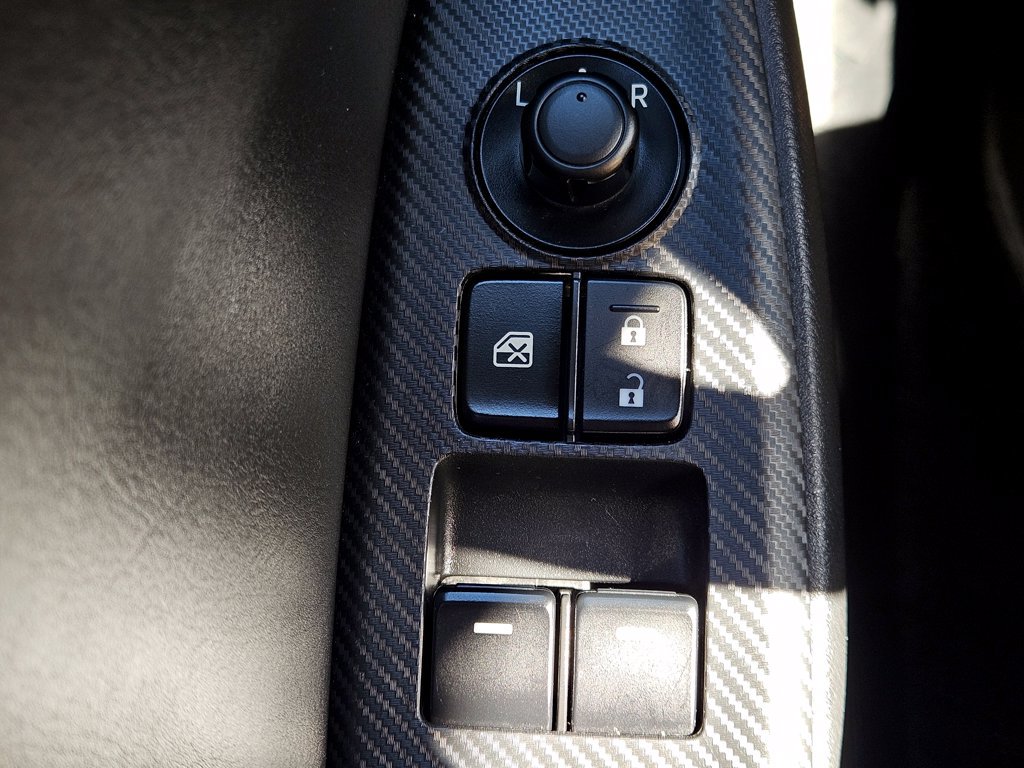 Used 2025 MAZDA MX-5 Miata RF Grand Touring RWD image 2
