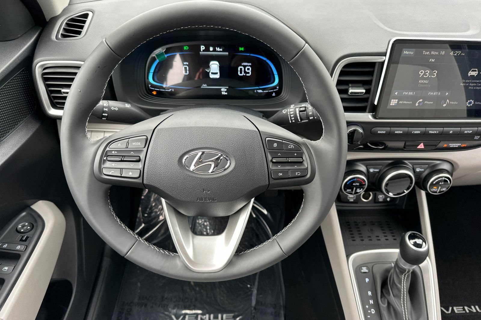 New 2026 Hyundai Venue SEL FWD image 13
