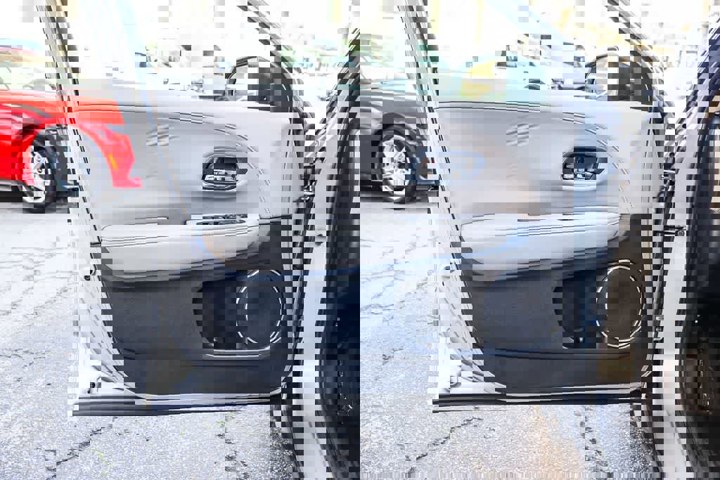 Used 2017 Honda HR-V EX-L image 20