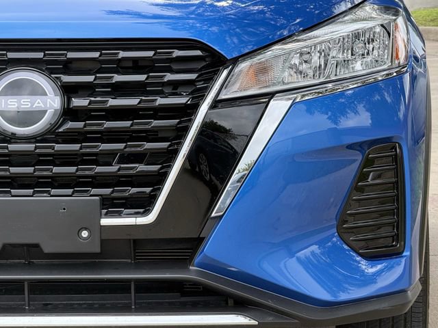 Used 2024 Nissan Kicks S w/ Interior Electronics Package FWD image 8