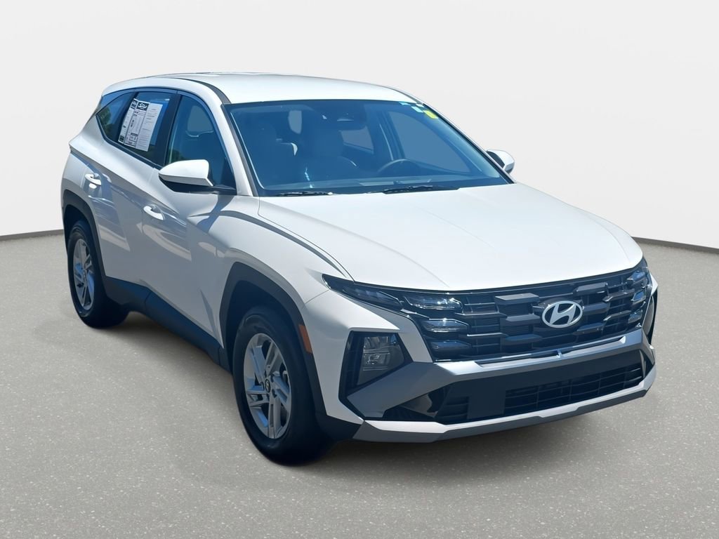 Certified 2026 Hyundai Tucson SE FWD image 3