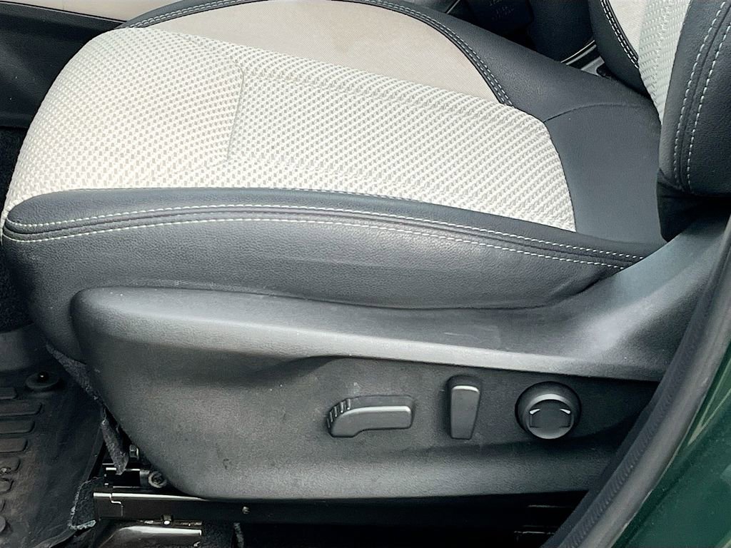 Used 2024 Subaru Forester Premium image 18