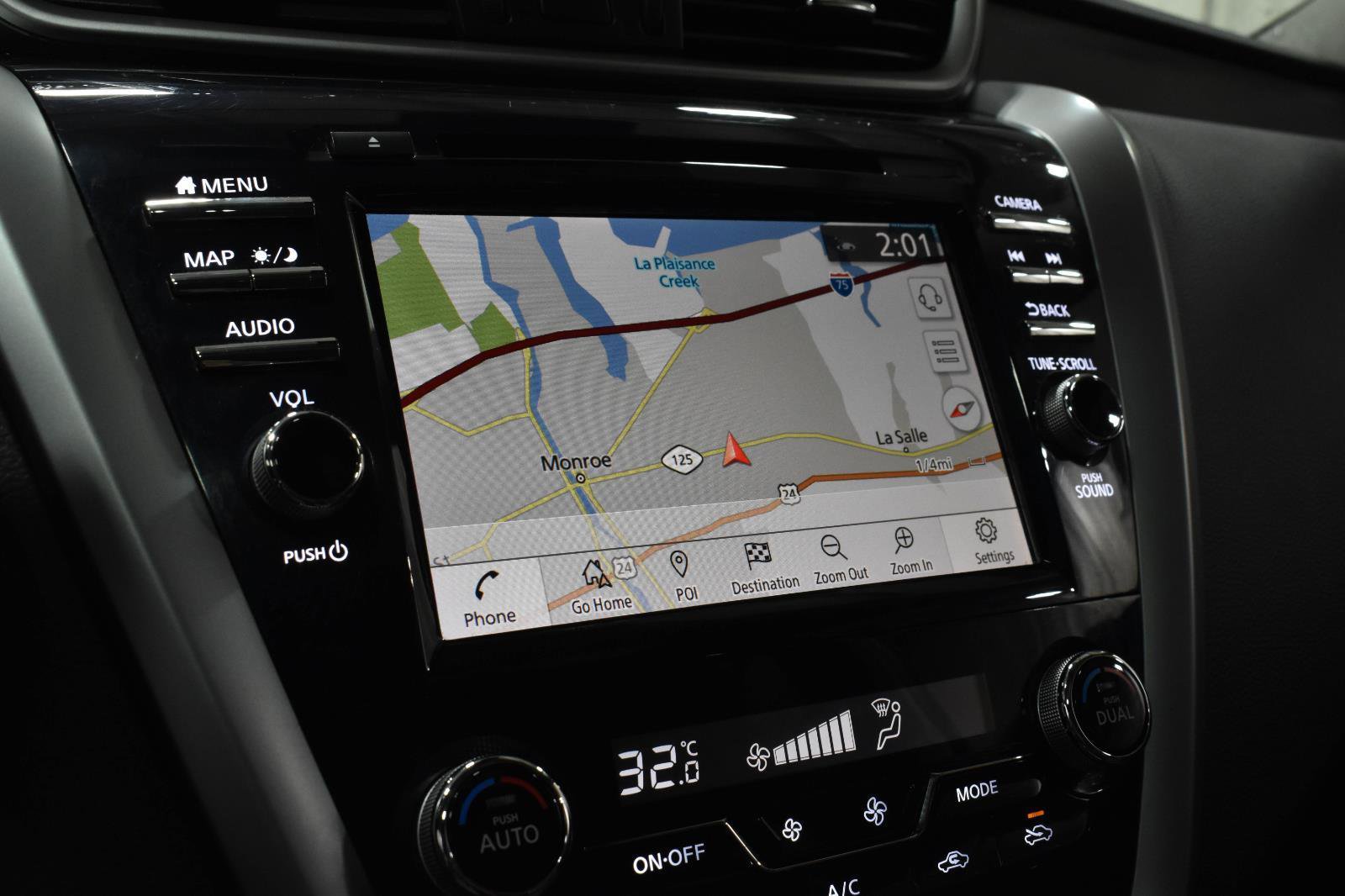 Used 2022 Nissan Murano Platinum image 16