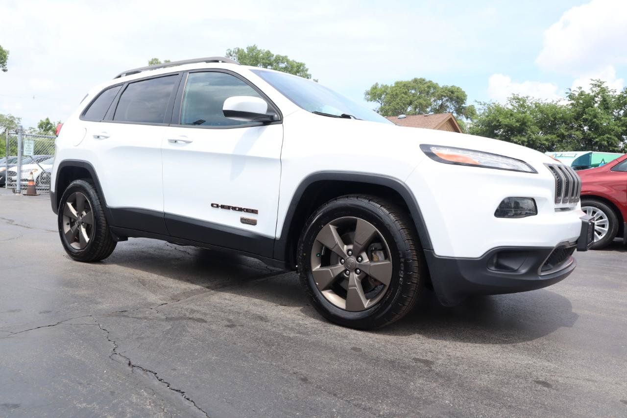 Used 2016 Jeep Cherokee 75th Anniversary AWD/4WD image 7