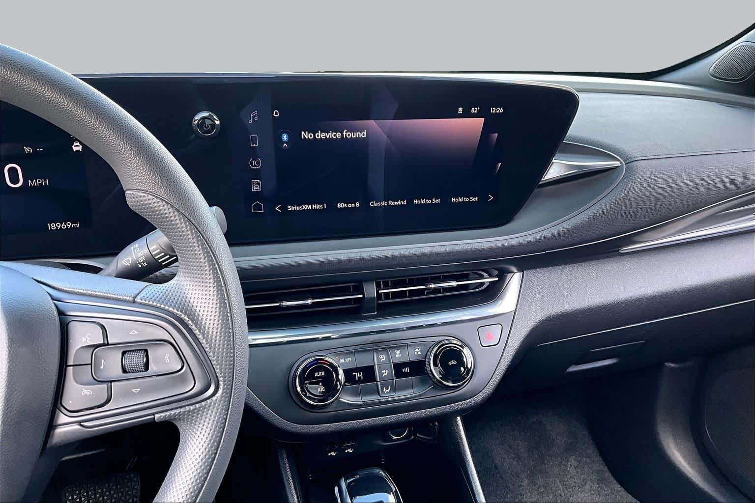 Used 2025 Buick Envista Preferred FWD image 7