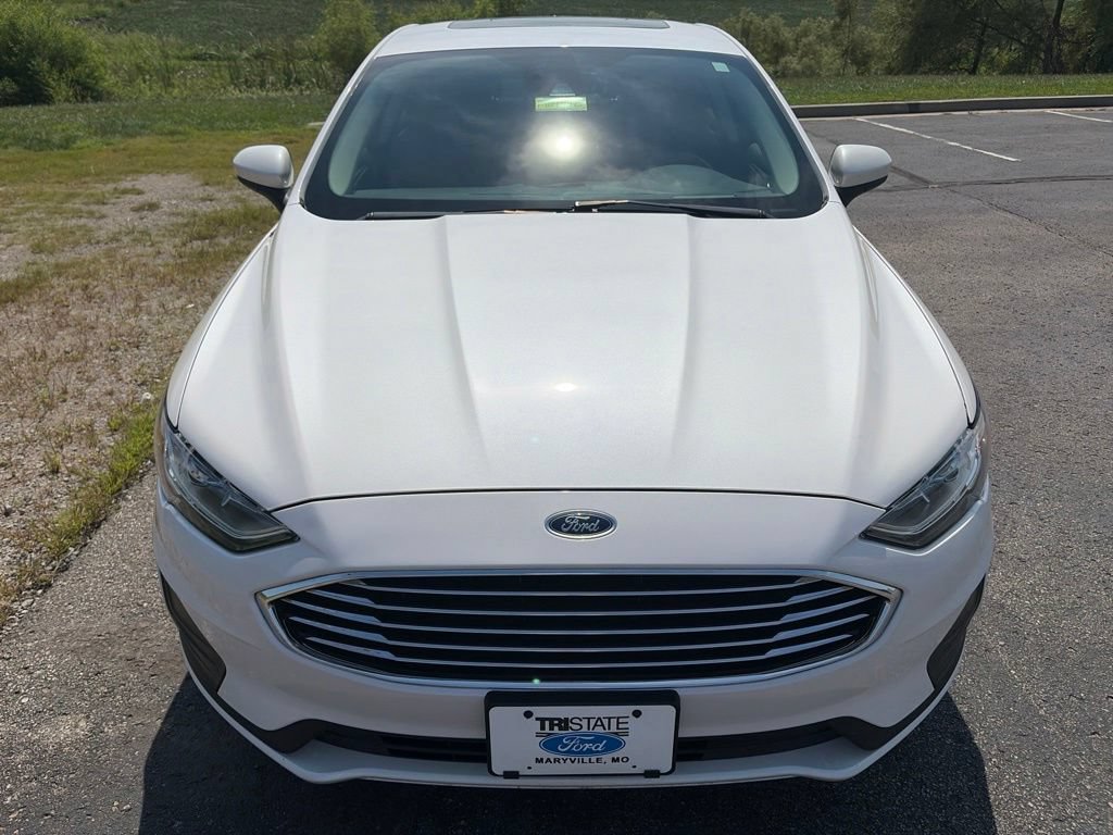 Used 2020 Ford Fusion SE FWD image 2